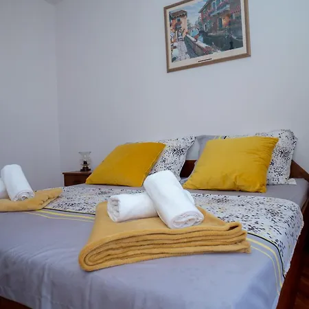Apartamento Beata Sea View *