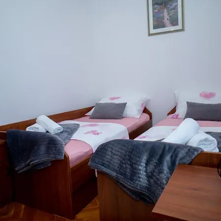 Beata Sea View Apartman *
